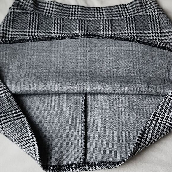 Brandy Melville Stretch Classic Plaid Skirt, Size Small Academia School Girl - Picture 8 of 8